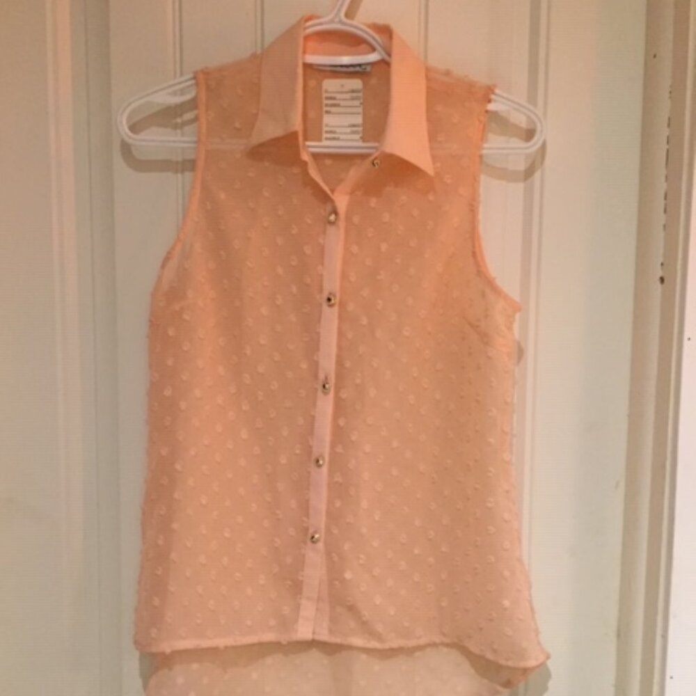 Sleeveless blouse - Picture 2 of 3